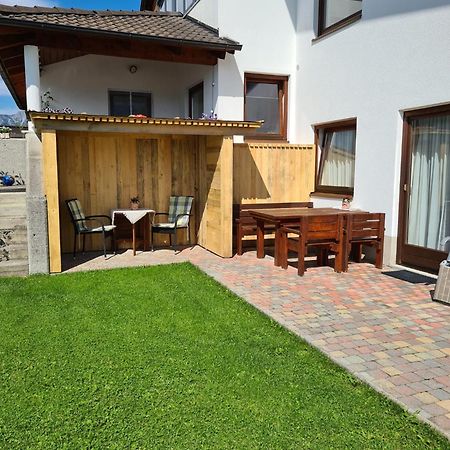 Apartement Huter Jerzens Bagian luar foto