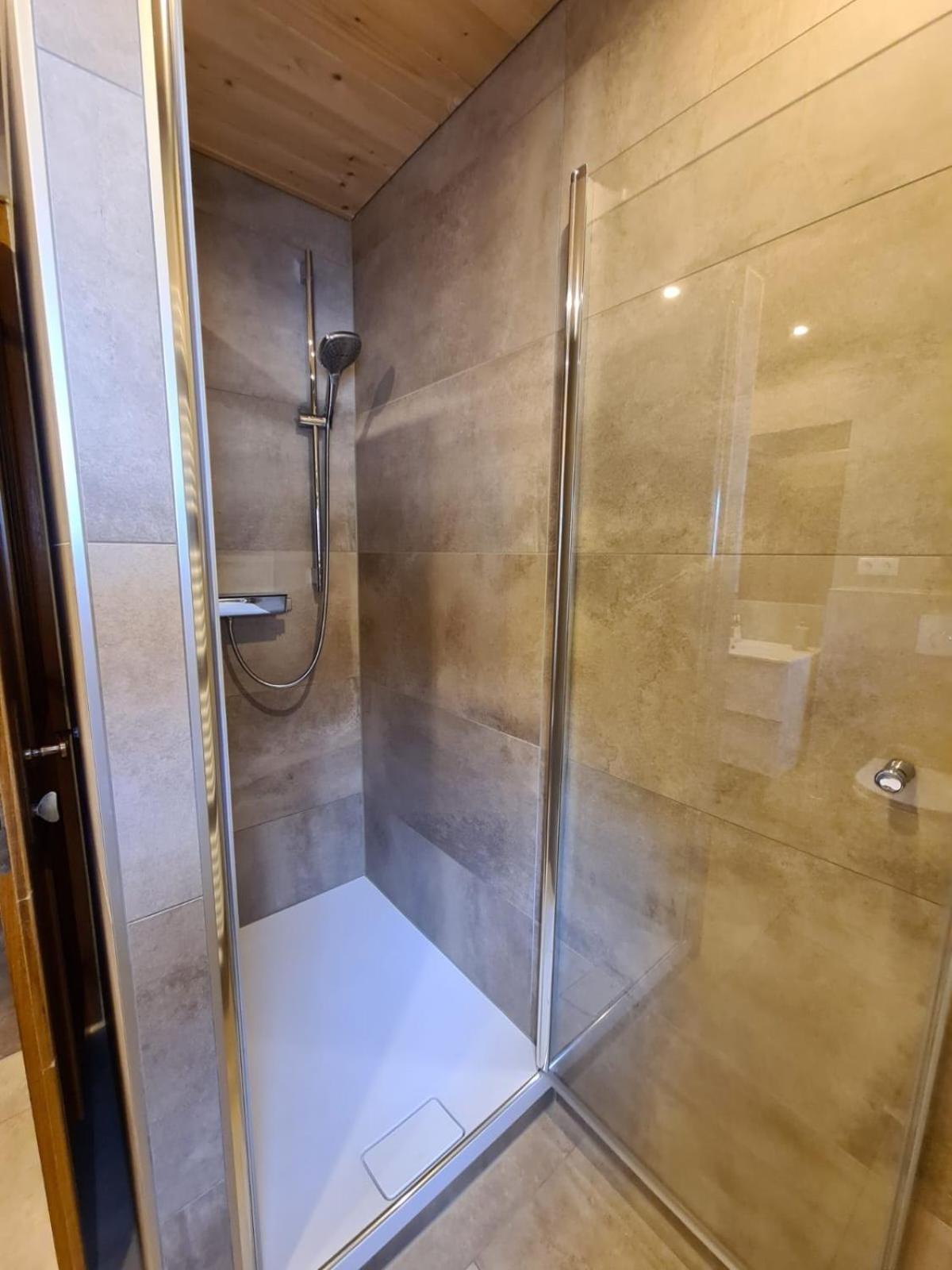 Apartement Huter Jerzens Bagian luar foto