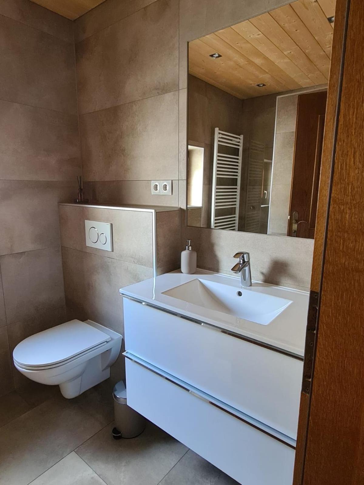 Apartement Huter Jerzens Bagian luar foto